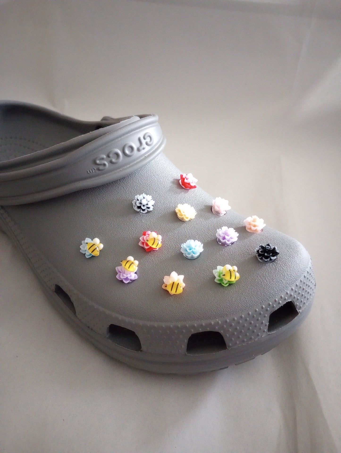 Flower & Bee Shoe Charm