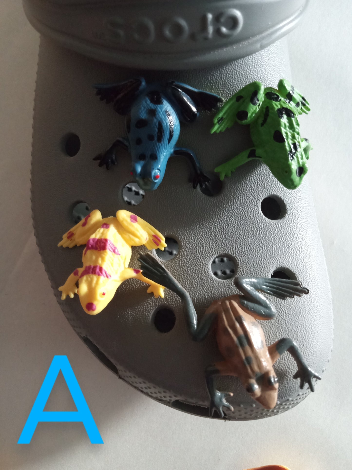 Big O Frogs (4 Pack) Shoe Charms