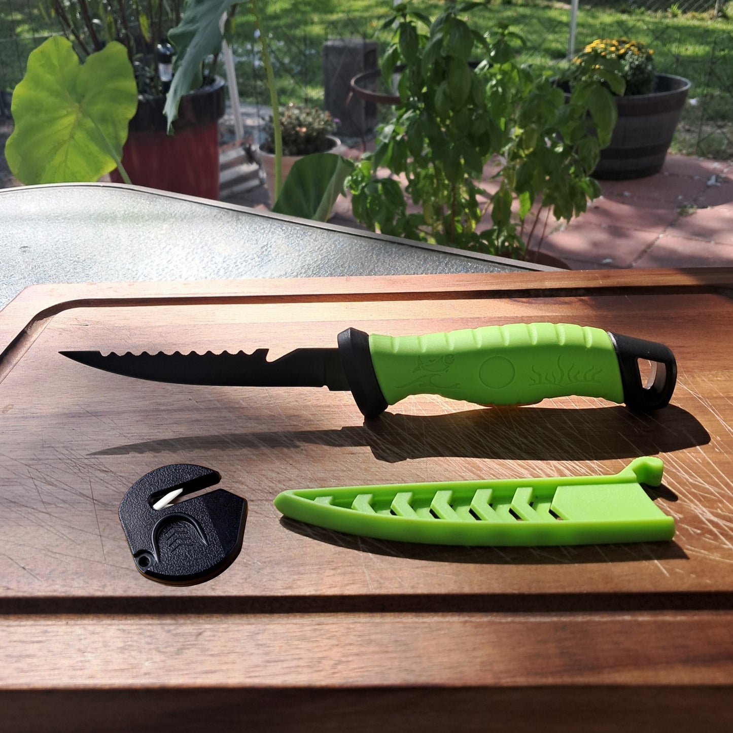 Professional Grade Fishing Filet Knife - Stainless Steel - Multiple Sizes - Soft Grip
