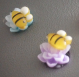 Flower & Bee Shoe Charm