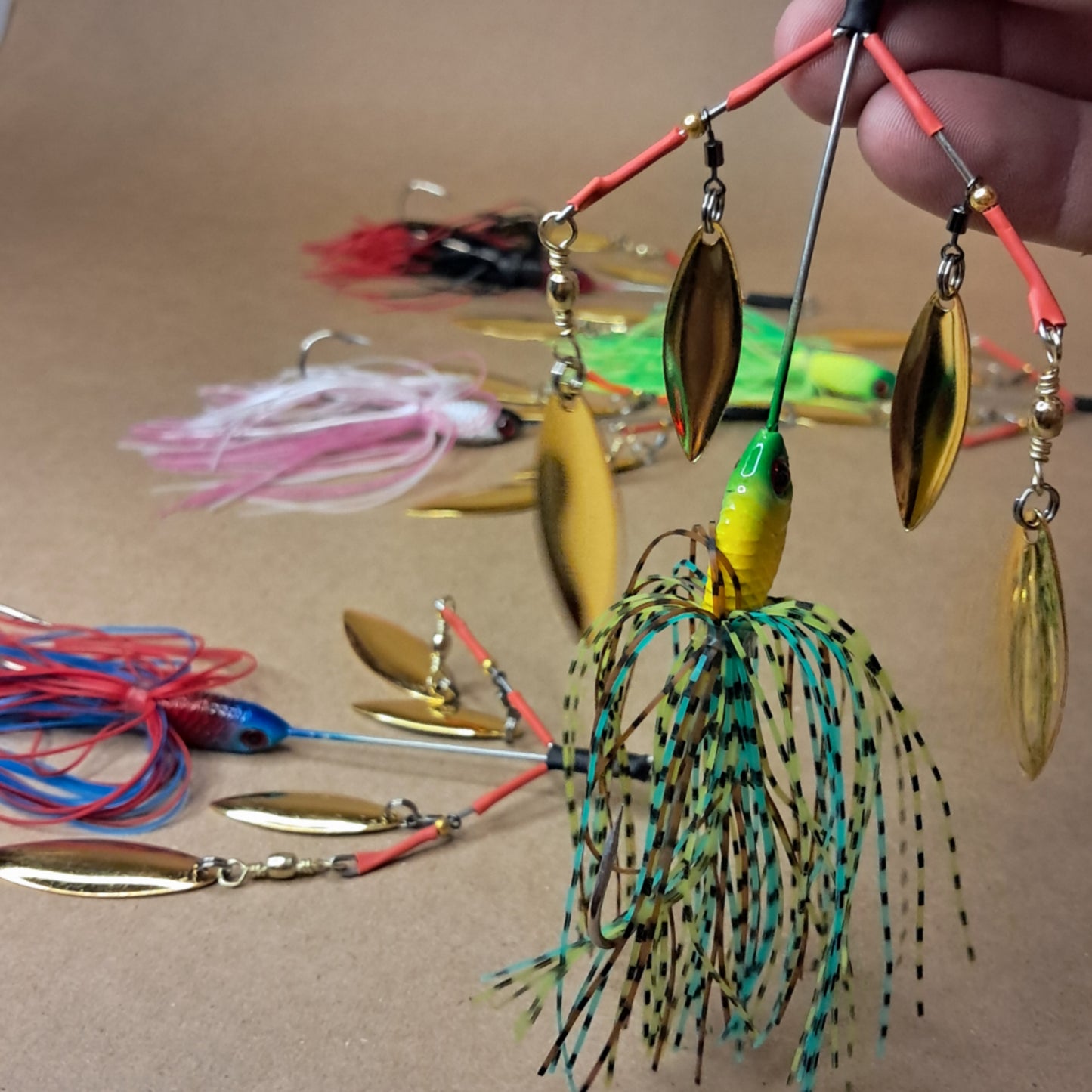 5pcs Bionic Willow Blade Spinnerbait Set