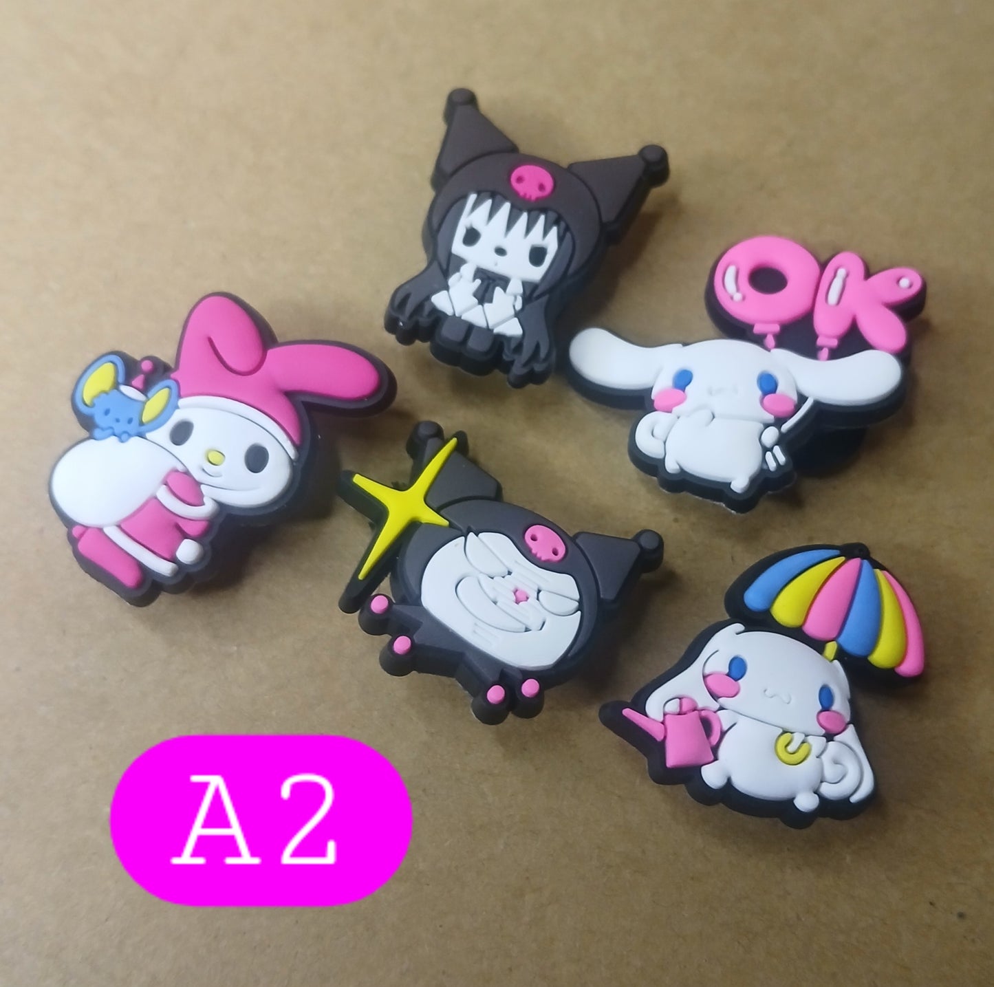 5 Pack Kitty Shoe Charms