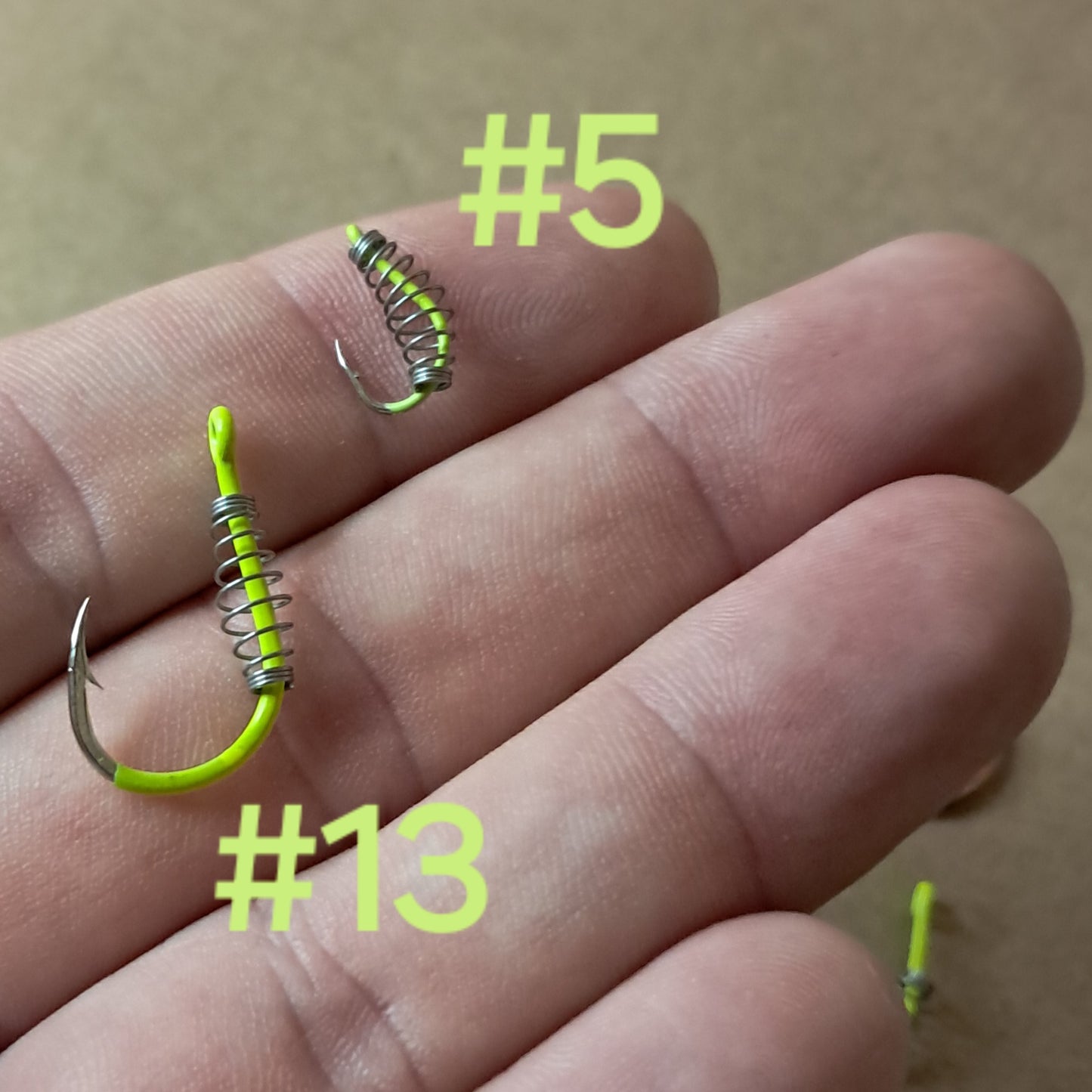 20pcs/pack High-Visibility Fluorescent Green Fishing Hooks - Durable Stainless Steel with Spring Barbs