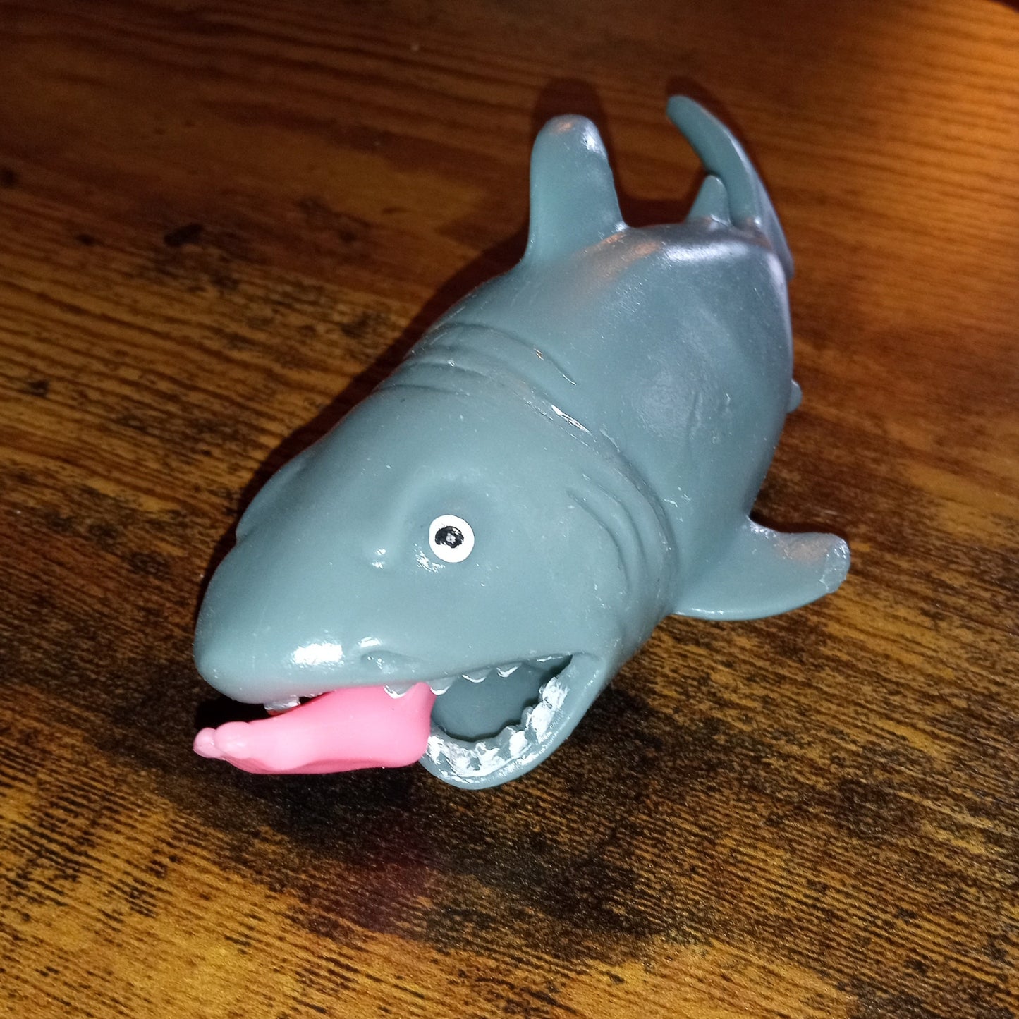 Hungry Shark Squeezy