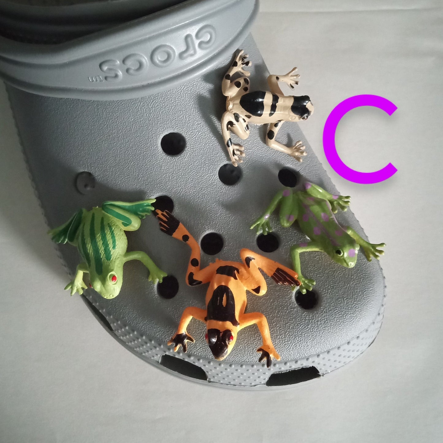 Big O Frogs (4 Pack) Croc Charms
